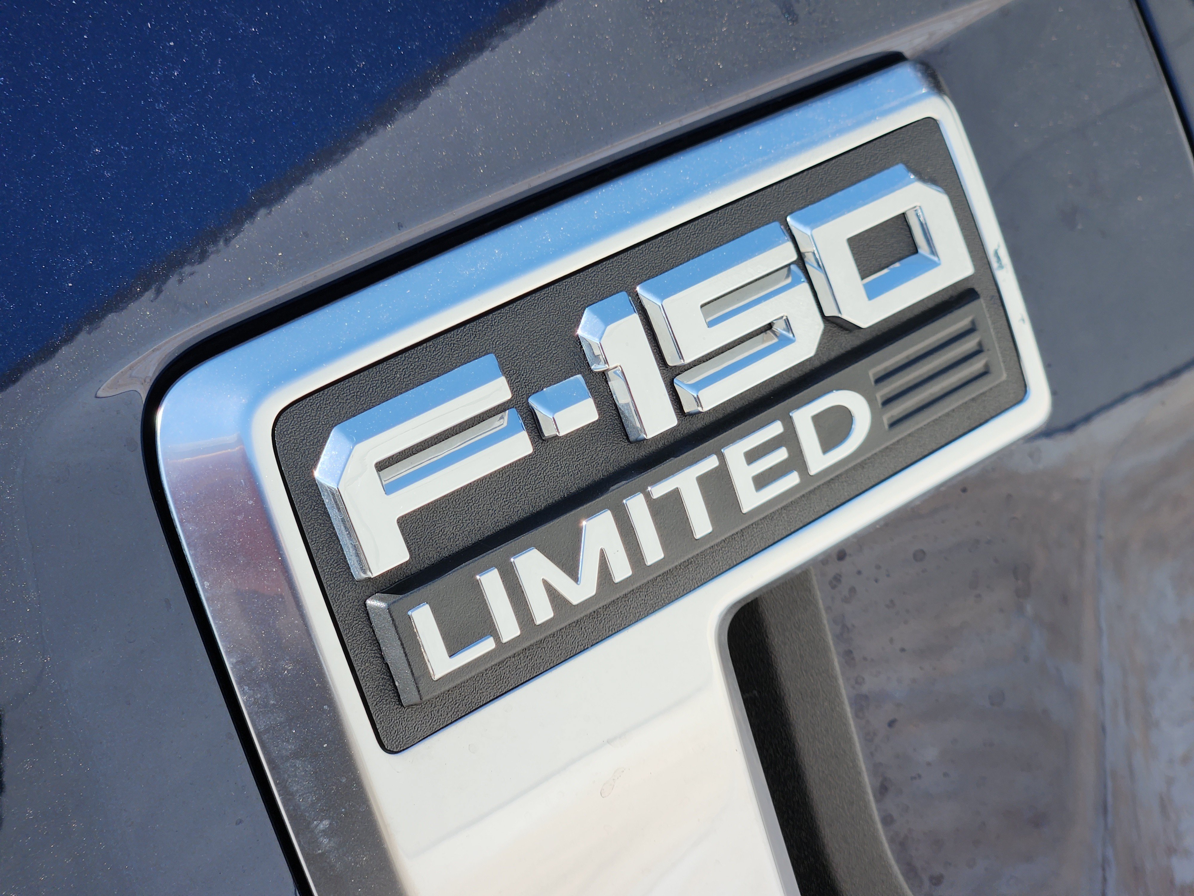 Used 2022 Ford F150 Limited AWD/4WD image 12