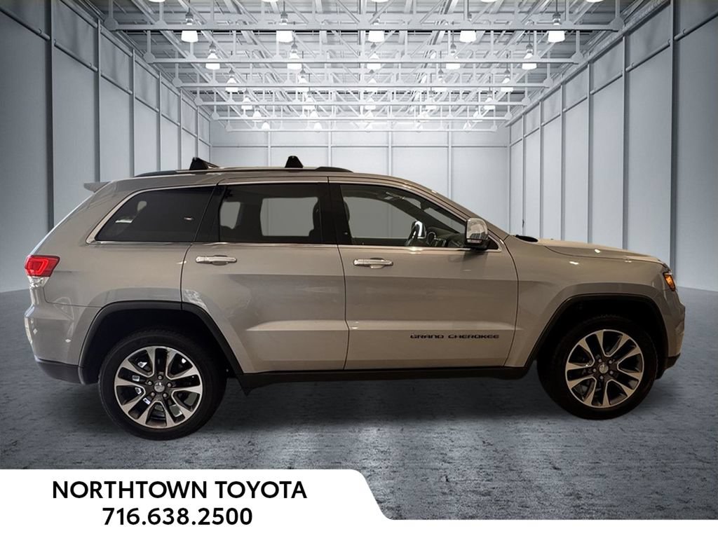 Used 2018 Jeep Grand Cherokee Limited w/ Luxury Group II AWD/4WD image 29