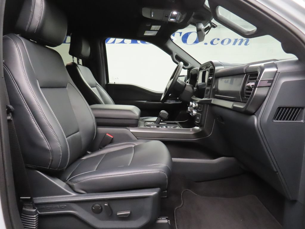 Used 2025 Ford F150 Lariat AWD/4WD image 36