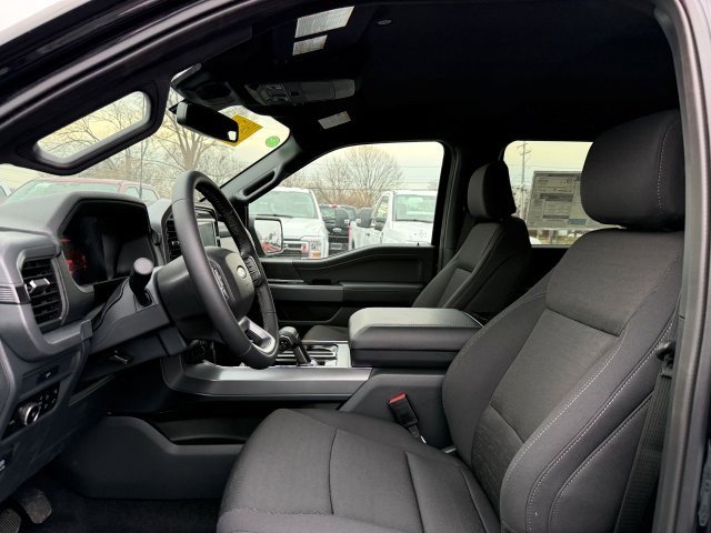 New 2026 Ford F150 XLT w/ Equipment Group 302A MID image 11