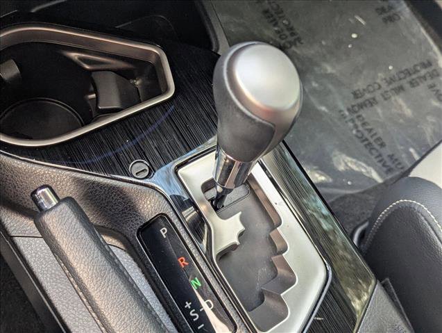Used 2017 Toyota RAV4 Limited image 11
