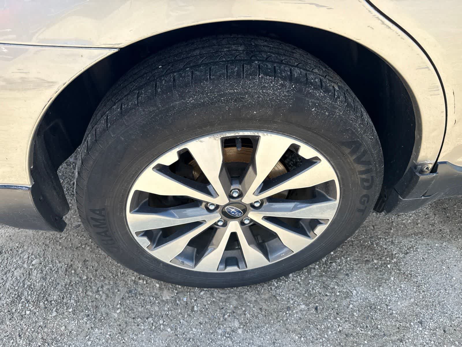 Used 2017 Subaru Outback 2.5i Limited AWD/4WD image 8