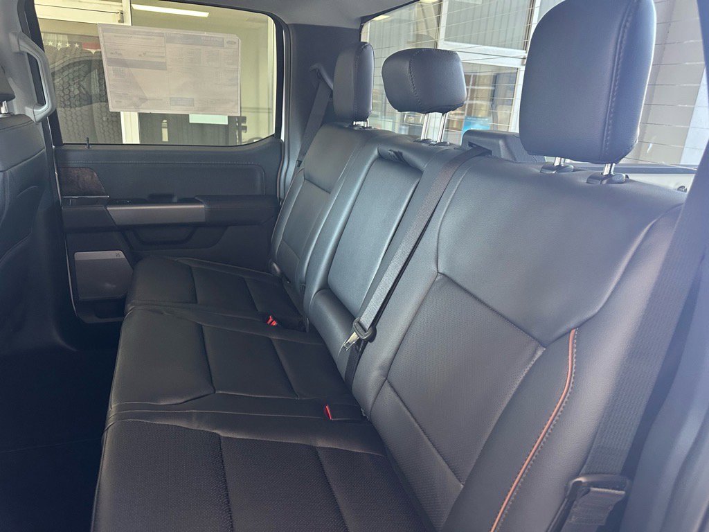 New 2026 Ford F250 Lariat w/ FX4 Off-Road Package image 29