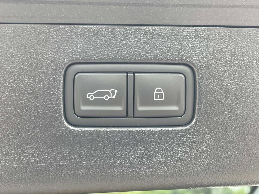 New 2026 Hyundai Ioniq 9 SEL image 12