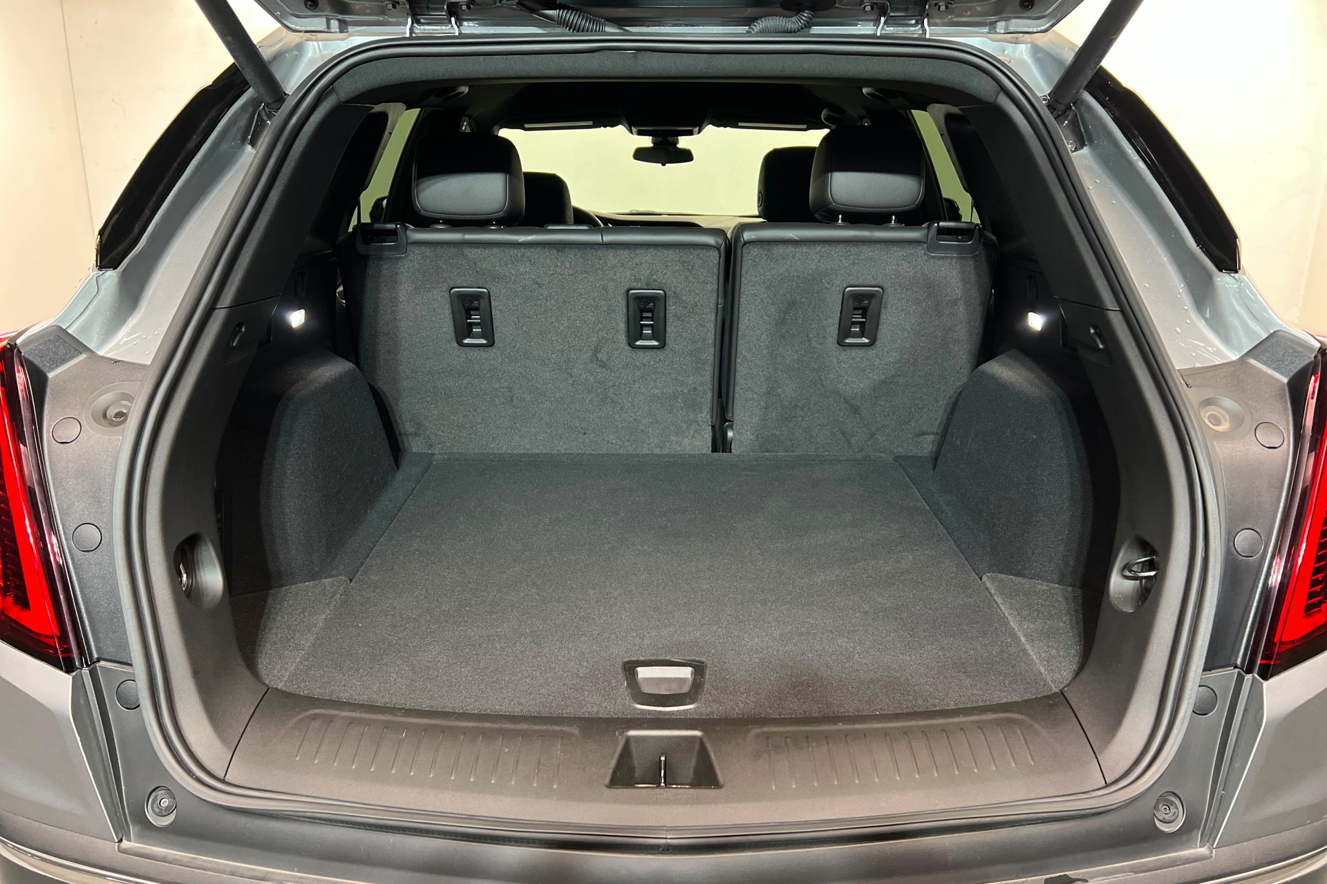 Used 2024 Cadillac XT5 Luxury AWD/4WD image 23