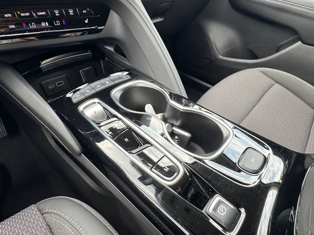 Used 2023 Buick Envision Preferred AWD/4WD image 29