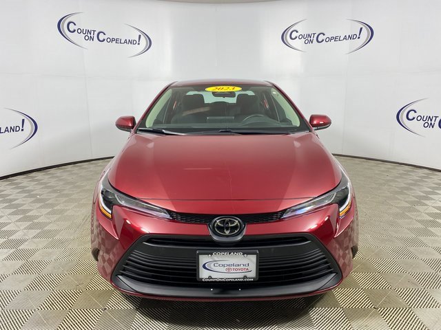 Certified 2023 Toyota Corolla LE image 2