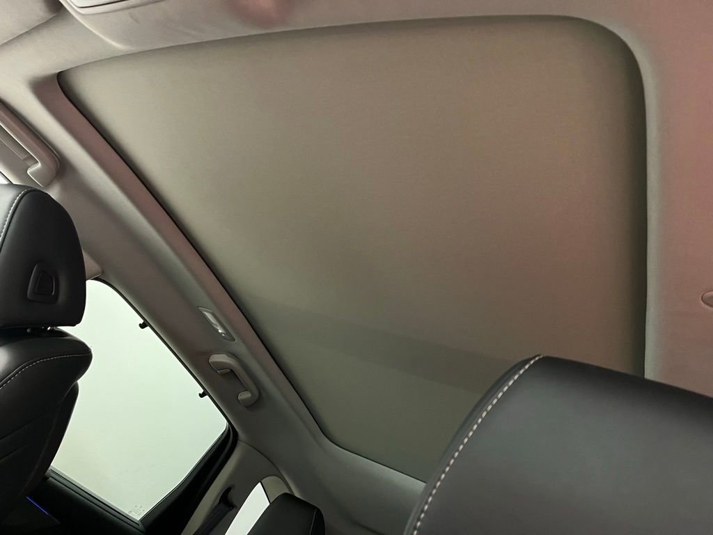 Used 2024 Acura MDX SH-AWD w/ Technology Package image 10