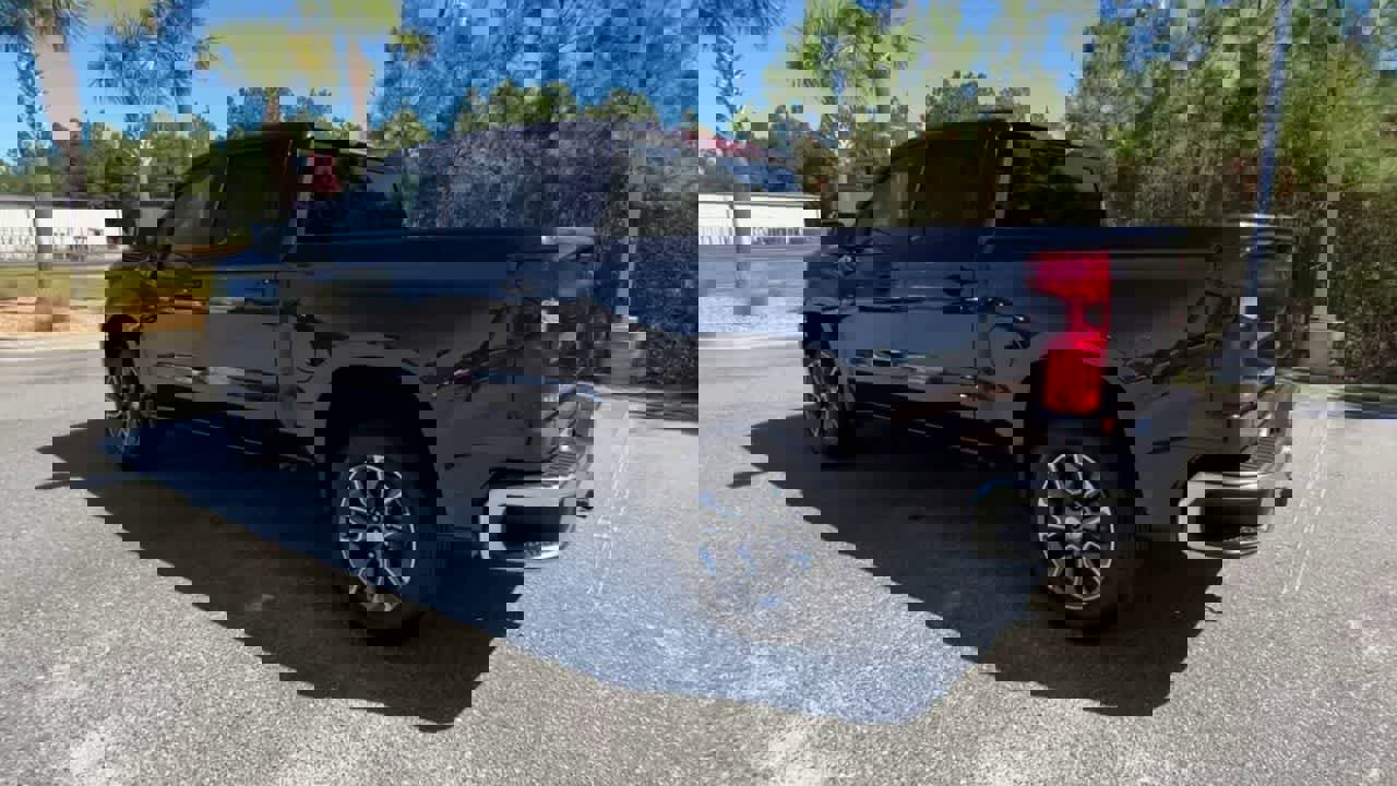 Used 2022 Chevrolet Silverado 1500 LT w/ Protection Package image 7