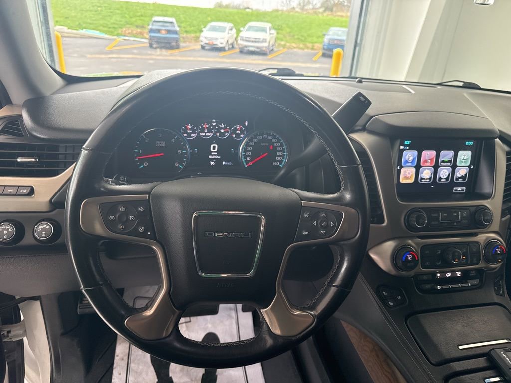 Used 2019 GMC Yukon XL Denali AWD/4WD image 9
