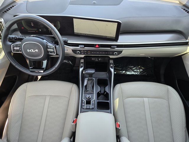 Certified 2025 Kia Sorento EX FWD image 25