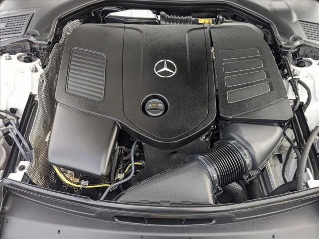 Used 2025 Mercedes-Benz C 300 Sedan image 23