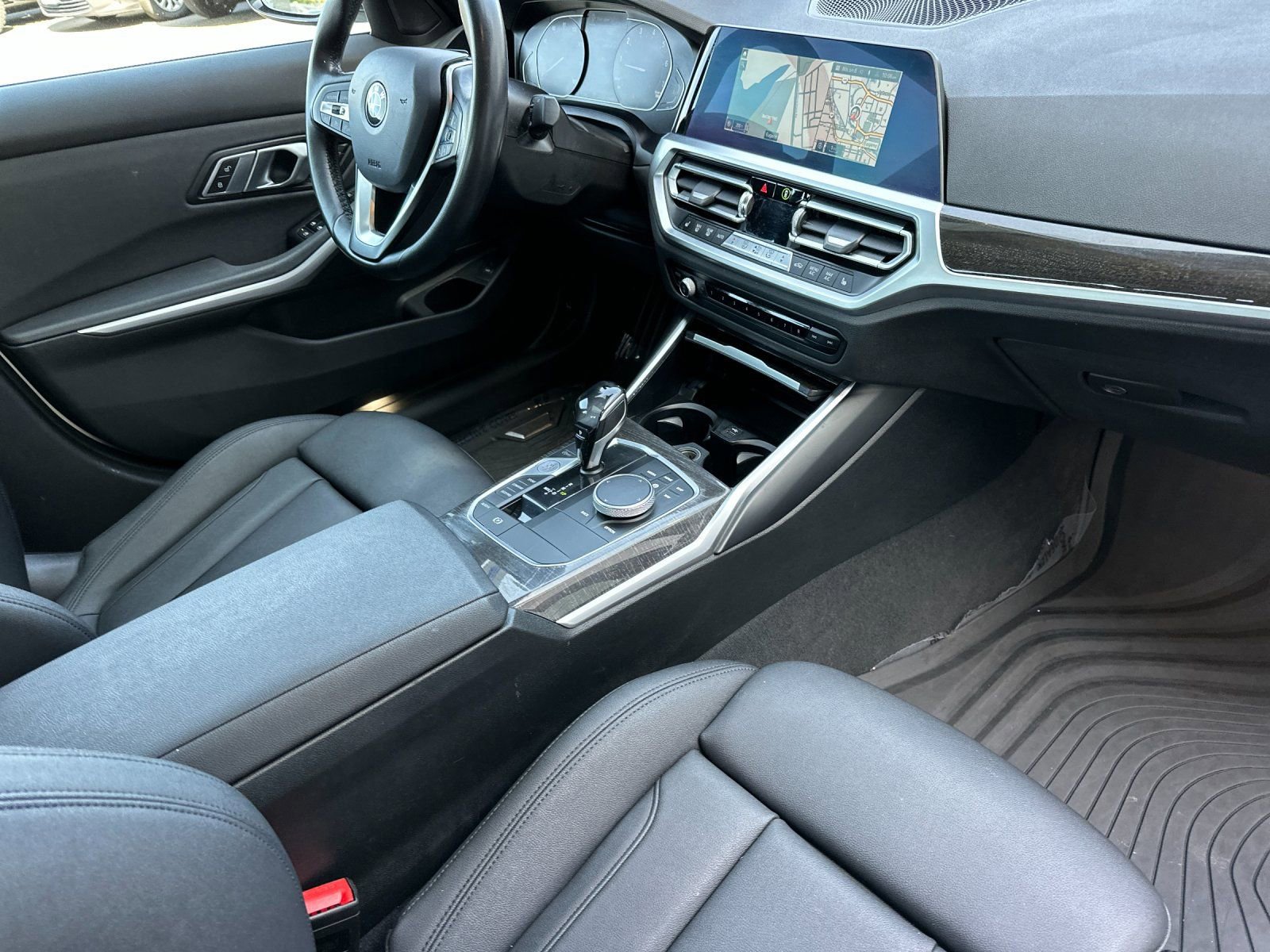 Used 2021 BMW 330i xDrive Sedan AWD/4WD image 14