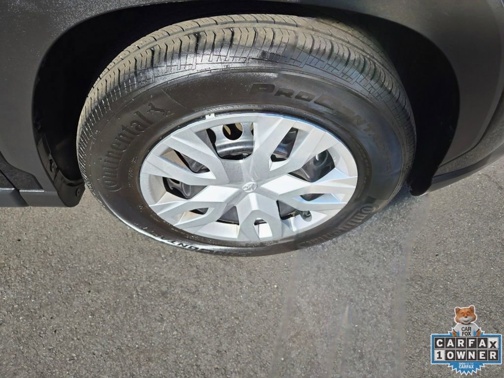 Used 2024 Toyota Corolla Cross L FWD image 11