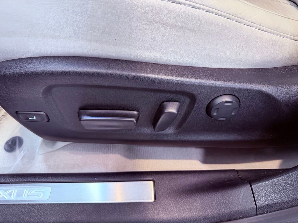 Used 2019 Lexus RX 350 FWD w/ Luxury Package image 24