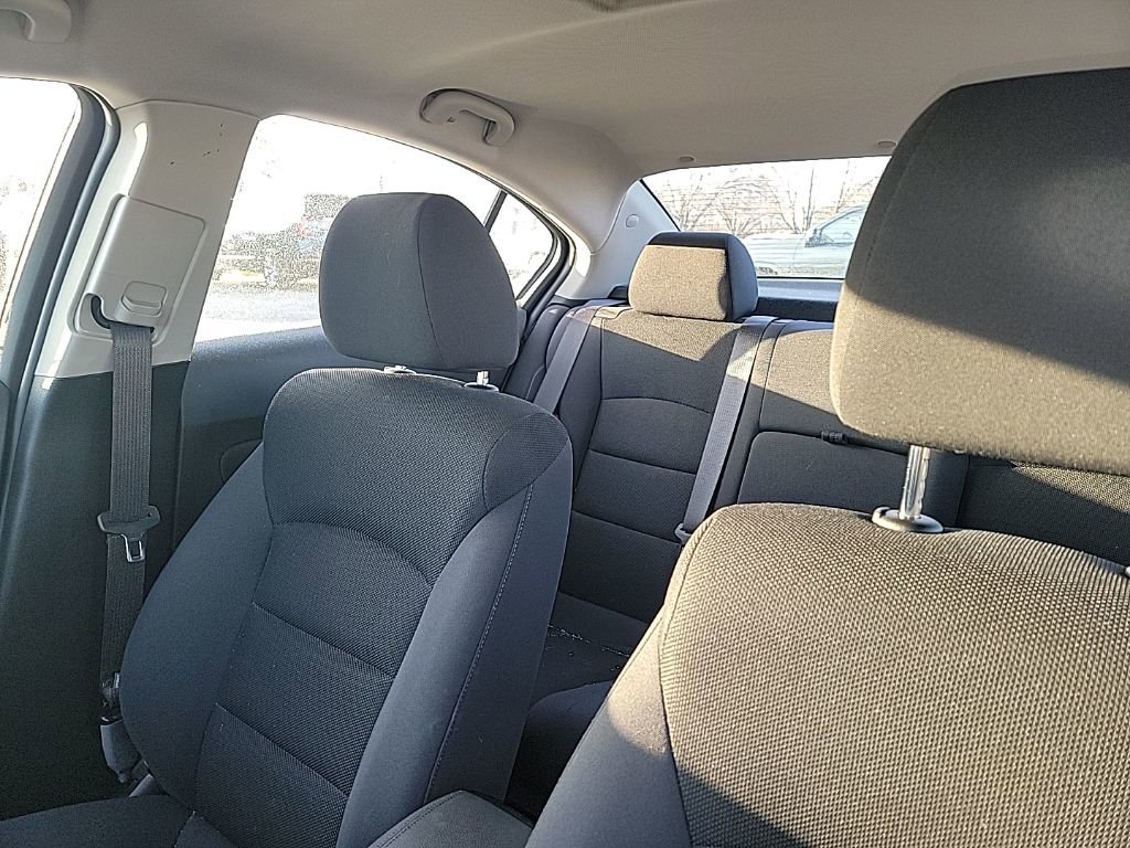 Used 2016 Chevrolet Cruze LT image 26