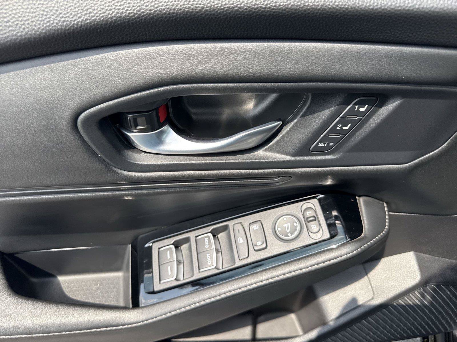 Used 2024 Honda Accord Touring image 13