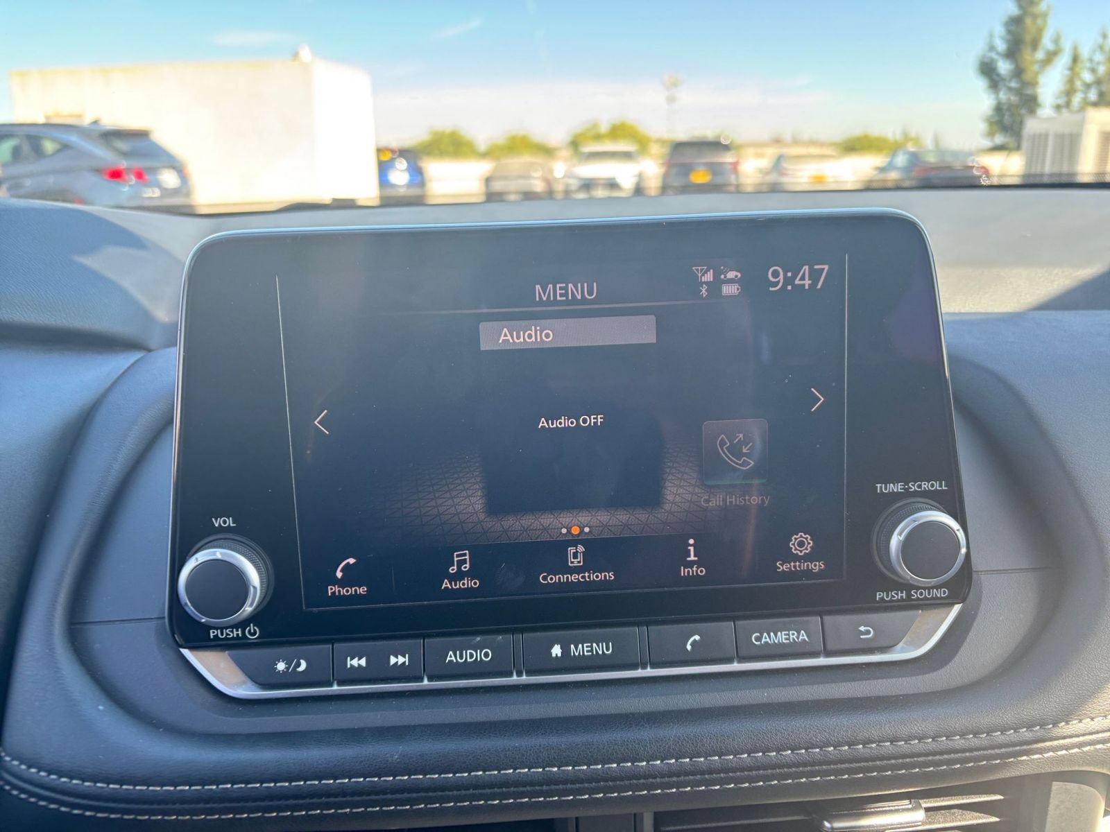 Used 2025 Nissan Rogue SV FWD image 19