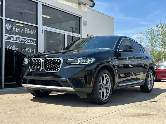 Certified 2022 BMW X4 xDrive30i image 3