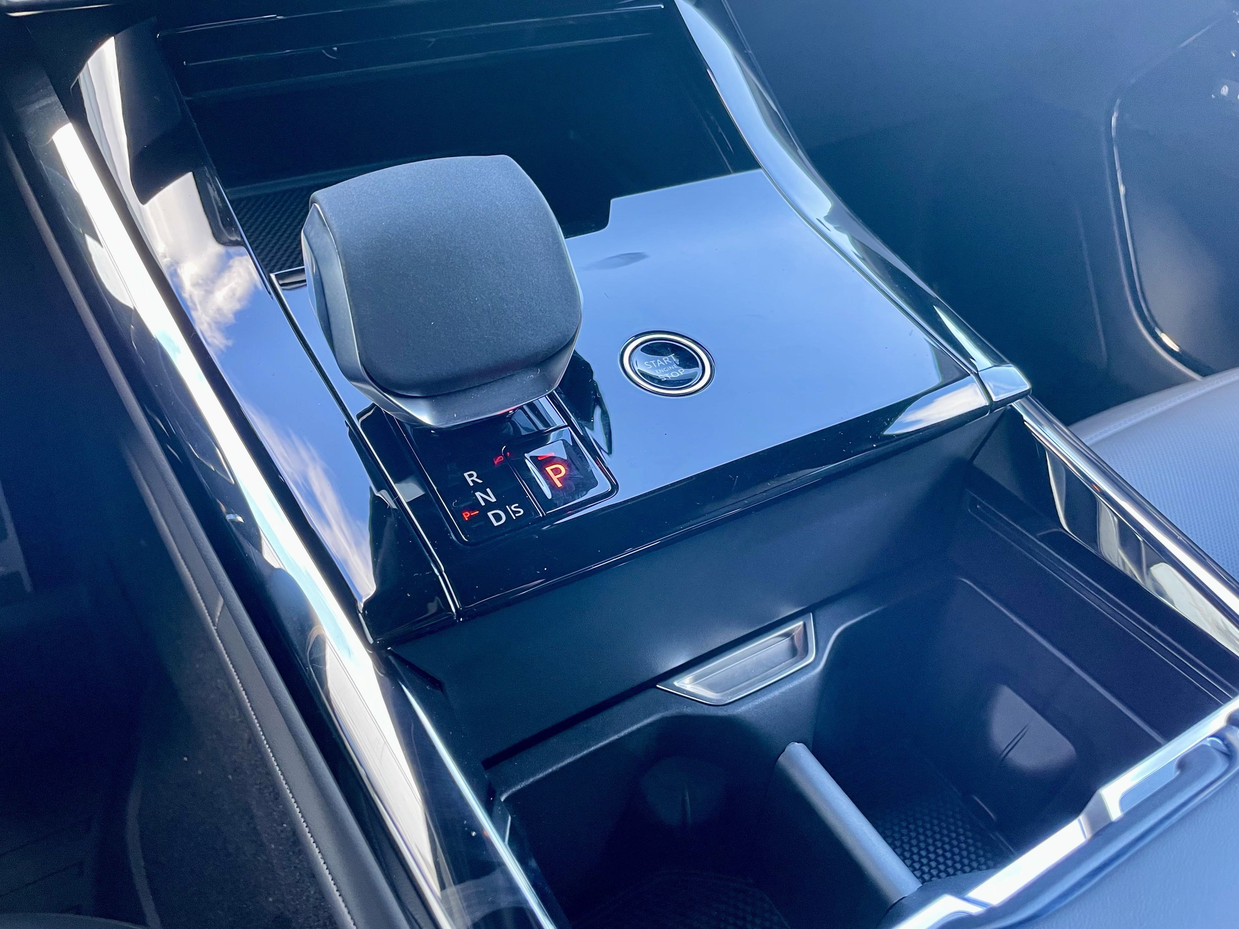 New 2025 Land Rover Range Rover Sport SE image 20