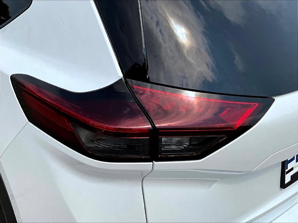 New 2026 Nissan Rogue Dark Armor AWD/4WD image 29