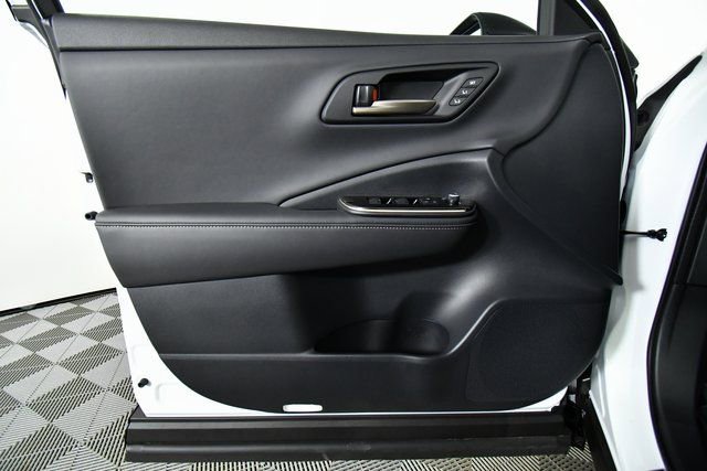 New 2025 Toyota Crown Signia image 21