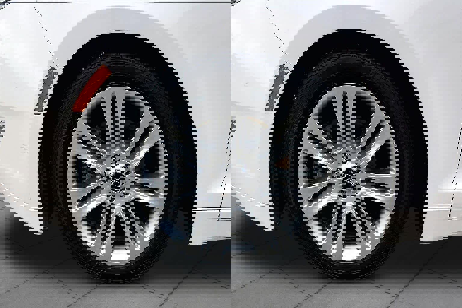 Used 2016 Lincoln MKZ Hybrid w/ Equipment Group 500A Select FWD image 11