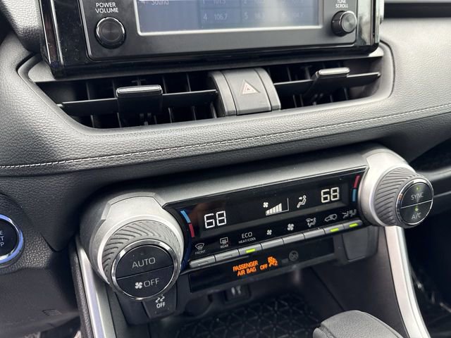 Used 2019 Toyota RAV4 XLE FWD image 19