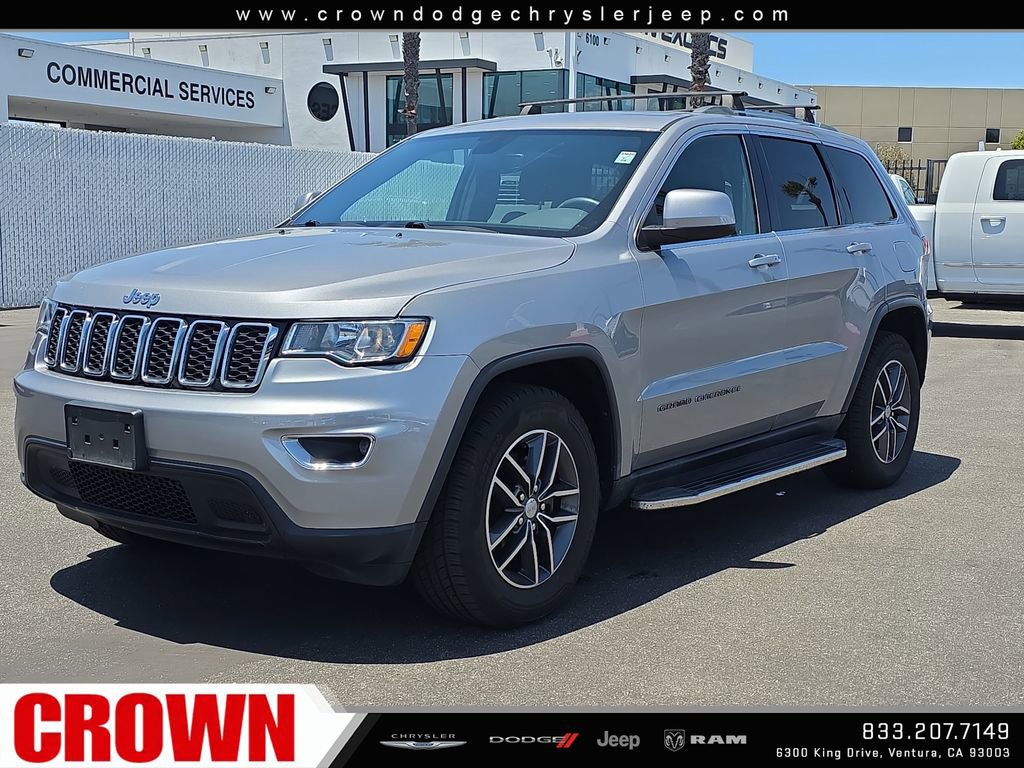 Used 2018 Jeep Grand Cherokee Laredo RWD image 3
