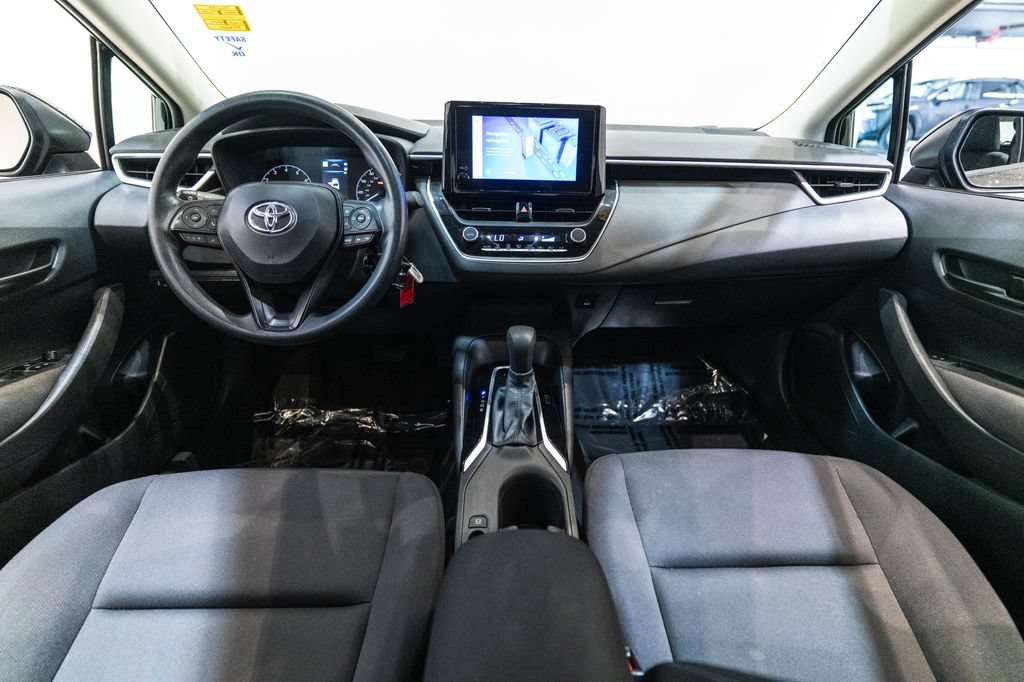 Used 2024 Toyota Corolla LE FWD image 13