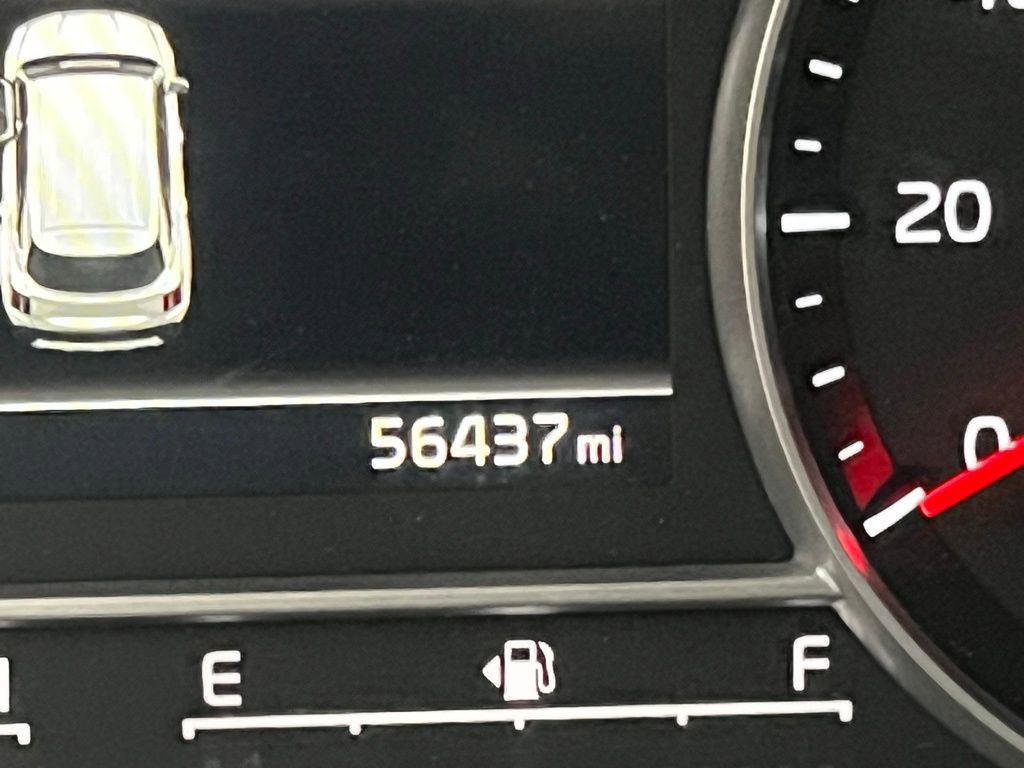 Used 2021 Kia Sorento LX image 21