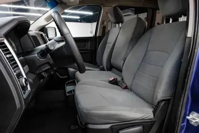 Used 2019 RAM 1500 Express w/ Express Value Package AWD/4WD image 34