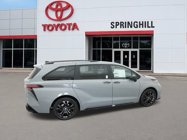 New 2026 Toyota Sienna XSE FWD image 10
