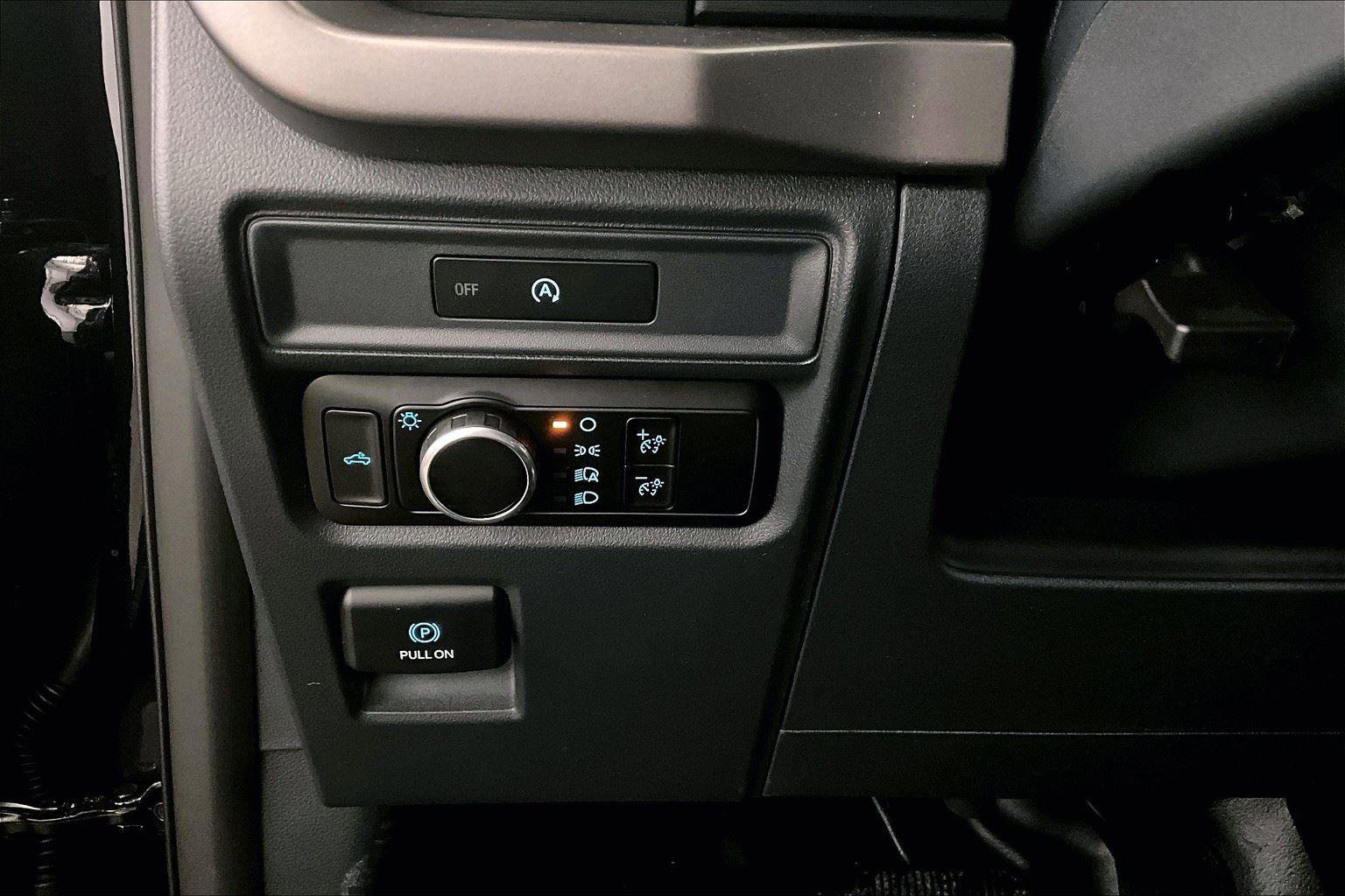 New 2025 Ford F150 XL image 30