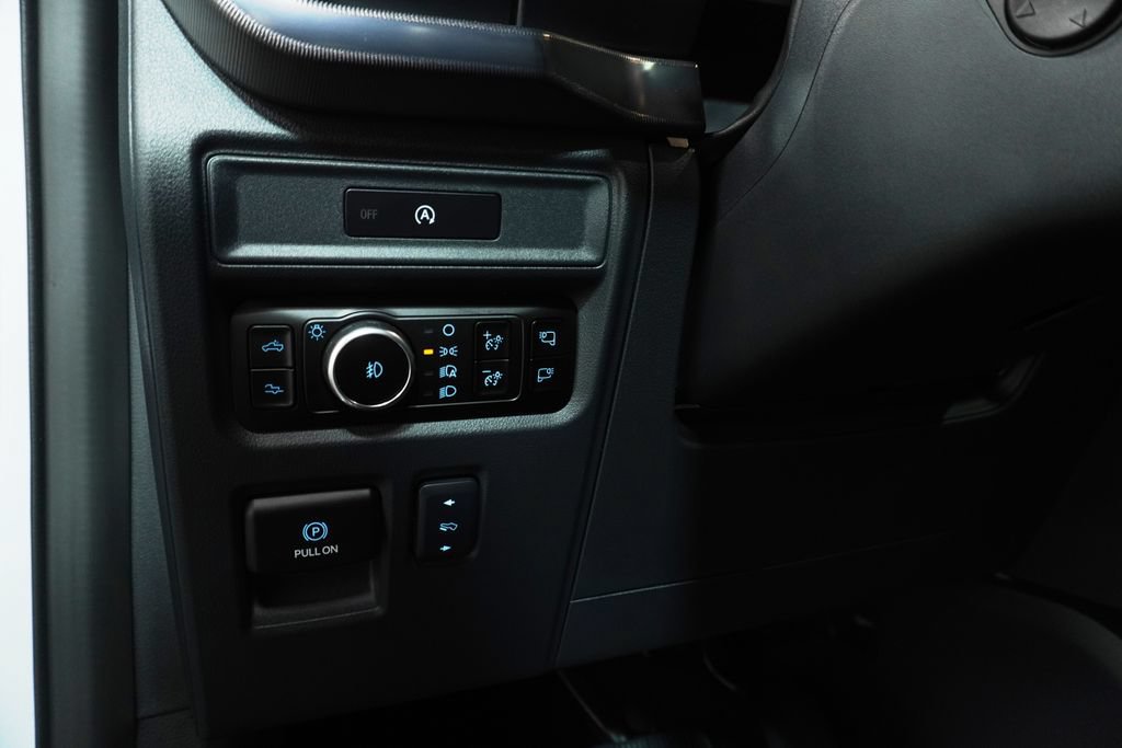 Used 2025 Ford F150 Raptor AWD/4WD image 23