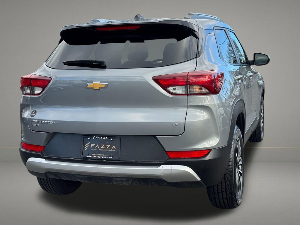 Used 2025 Chevrolet TrailBlazer LT AWD/4WD image 5