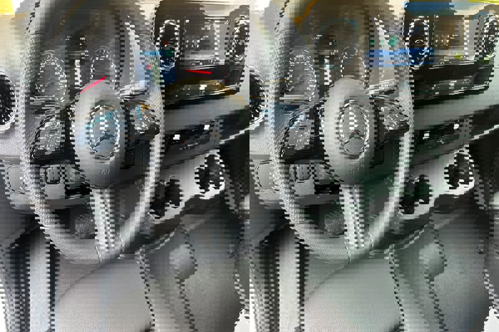 New 2025 Mercedes-Benz Sprinter 2500 image 9