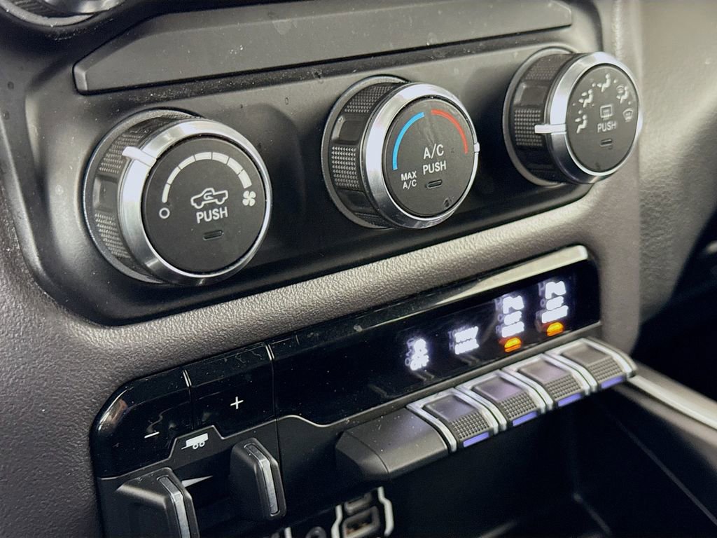 Used 2020 RAM 1500 Lone Star image 15