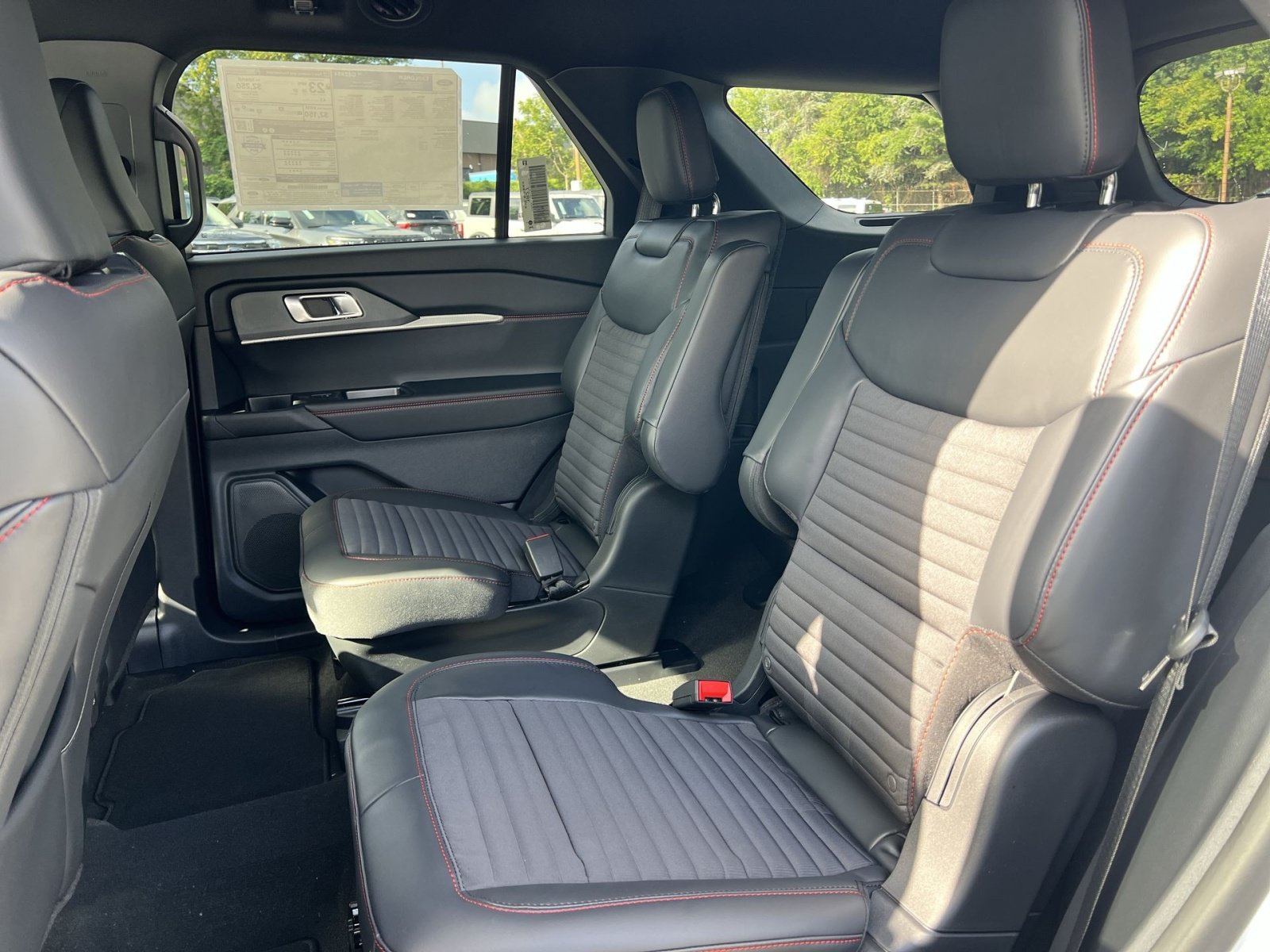 New 2026 Ford Explorer ST-Line AWD/4WD image 24