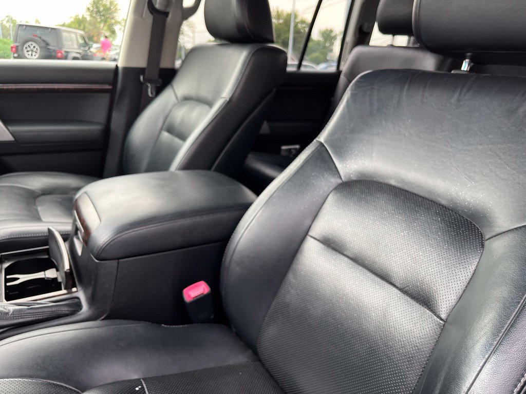 Used 2014 Toyota Land Cruiser AWD/4WD image 4