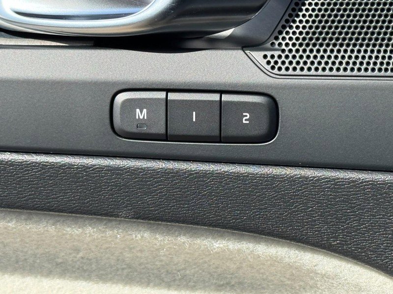 New 2026 Volvo XC40 B4 Plus w/ Climate Package image 10