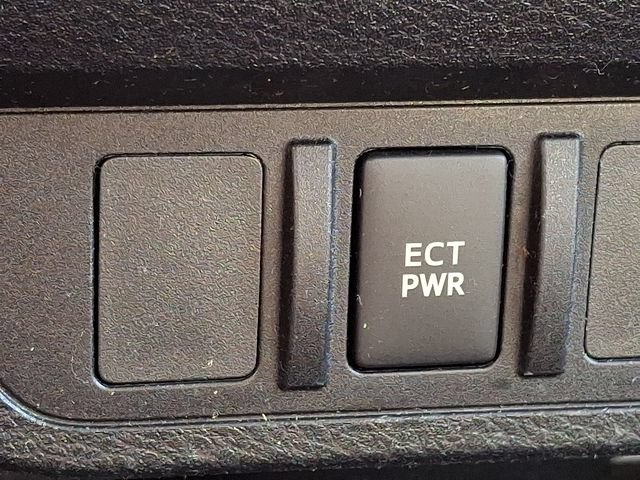 Certified 2020 Toyota Tacoma SR5 AWD/4WD image 30