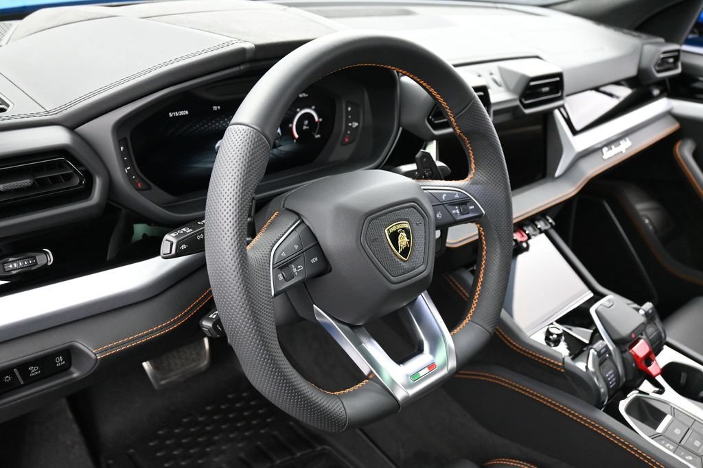 Used 2025 Lamborghini Urus SE AWD/4WD image 16