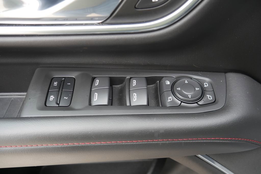 Used 2023 Chevrolet Tahoe RST w/ Luxury Package AWD/4WD image 33