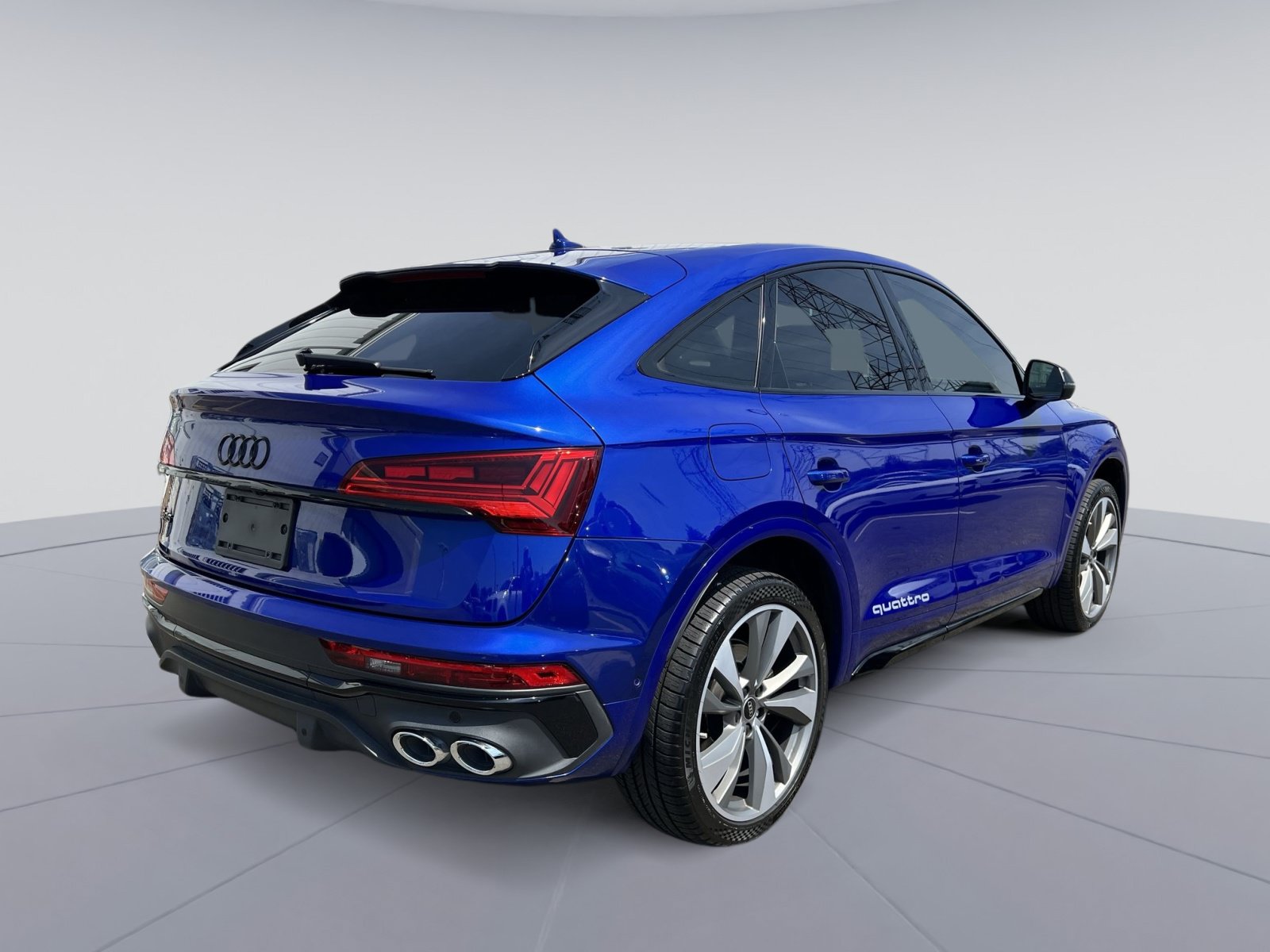 Used 2022 Audi SQ5 Prestige AWD/4WD image 9