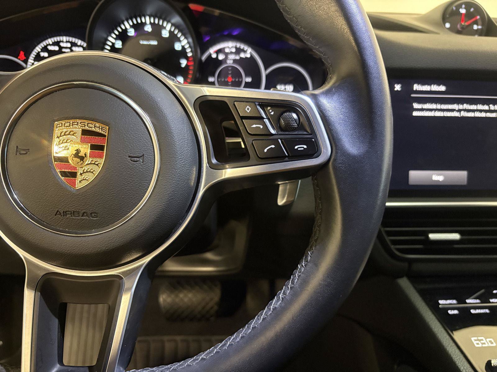 Used 2022 Porsche Cayenne AWD/4WD image 20