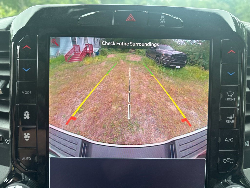 New 2026 RAM 3500 Big Horn AWD/4WD image 21