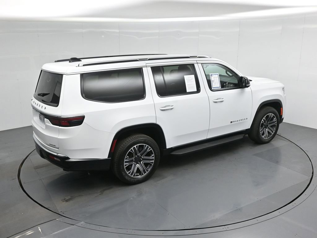 Used 2024 Jeep Wagoneer Series II w/ Flexible Seating Group image 46