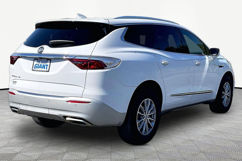 Used 2023 Buick Enclave Essence FWD image 6