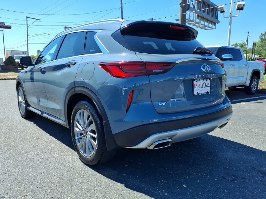 Used 2023 INFINITI QX50 Luxe AWD/4WD image 22